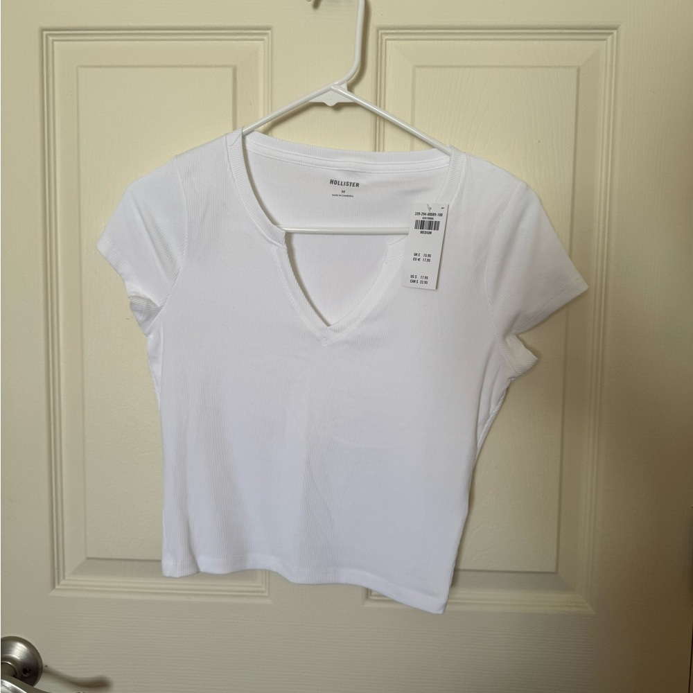 Hollister Women's White Crop Top